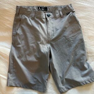 Boys Hurley Light Gray Shorts L 14/16
